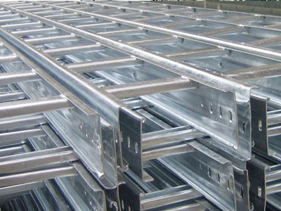 大跨距电缆桥架